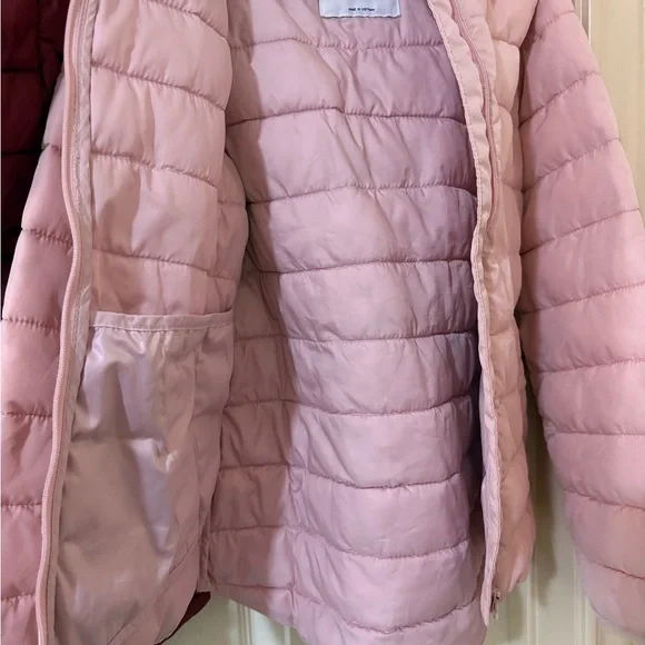 2 Old Navy Kids Puffer Jackets - Burgundy and Pink Water resistant  Size S 6-7 - Picture 11 of 14